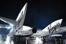 Video: SpaceShipTwo sett genom många premiärlinser Video: SpaceShipTwo sett genom många premiärlinser