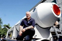 Starchaser och Steven Bennett Starchaser och Steven Bennett