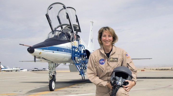 Virgin Galactics första kvinnliga testpilot