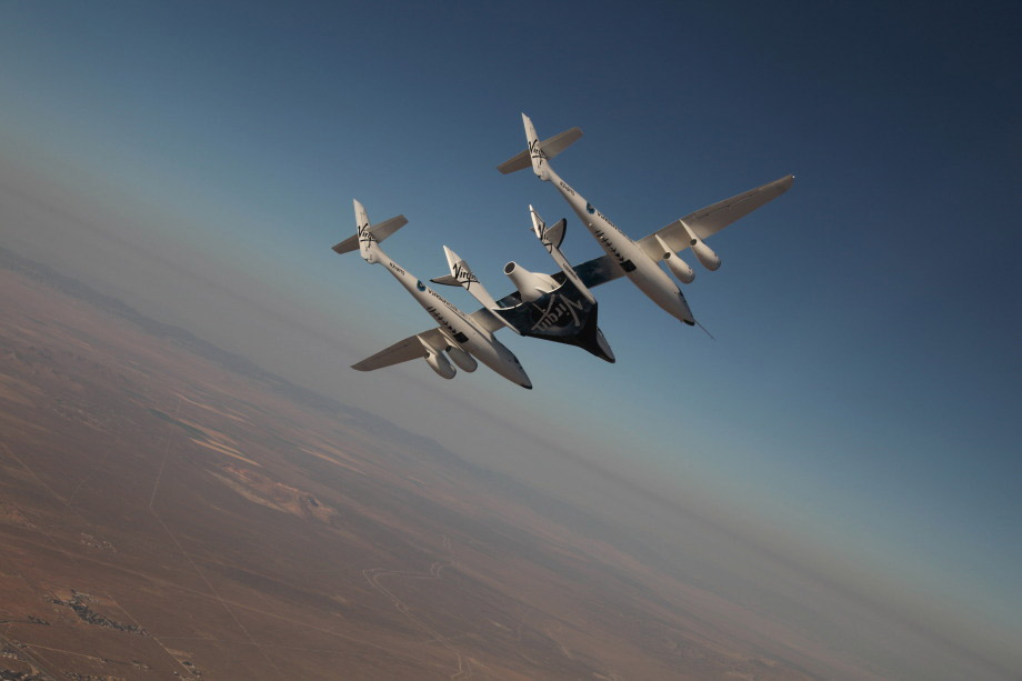 SpaceShipTwo har gjort sin första flygning med besättning ombord SpaceShipTwo har gjort sin första flygning med besättning ombord